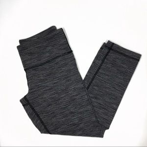 lululemon cropped gray patterned leggings